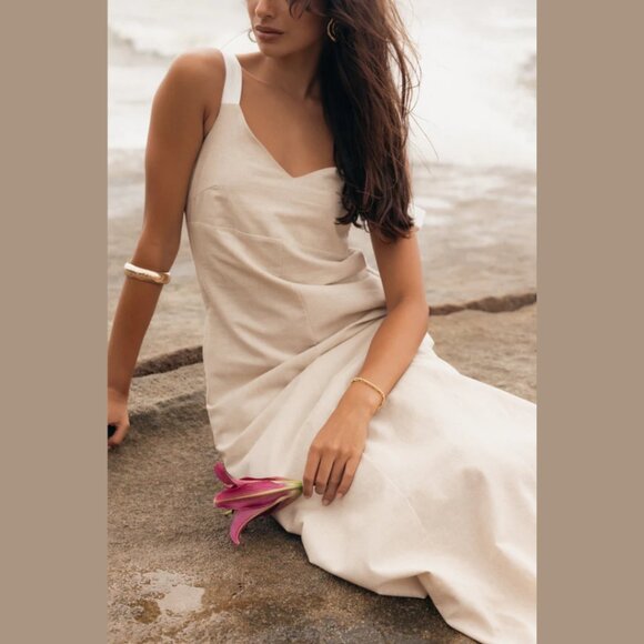 NWT Contrast Maxi Dress - Picture 2 of 8